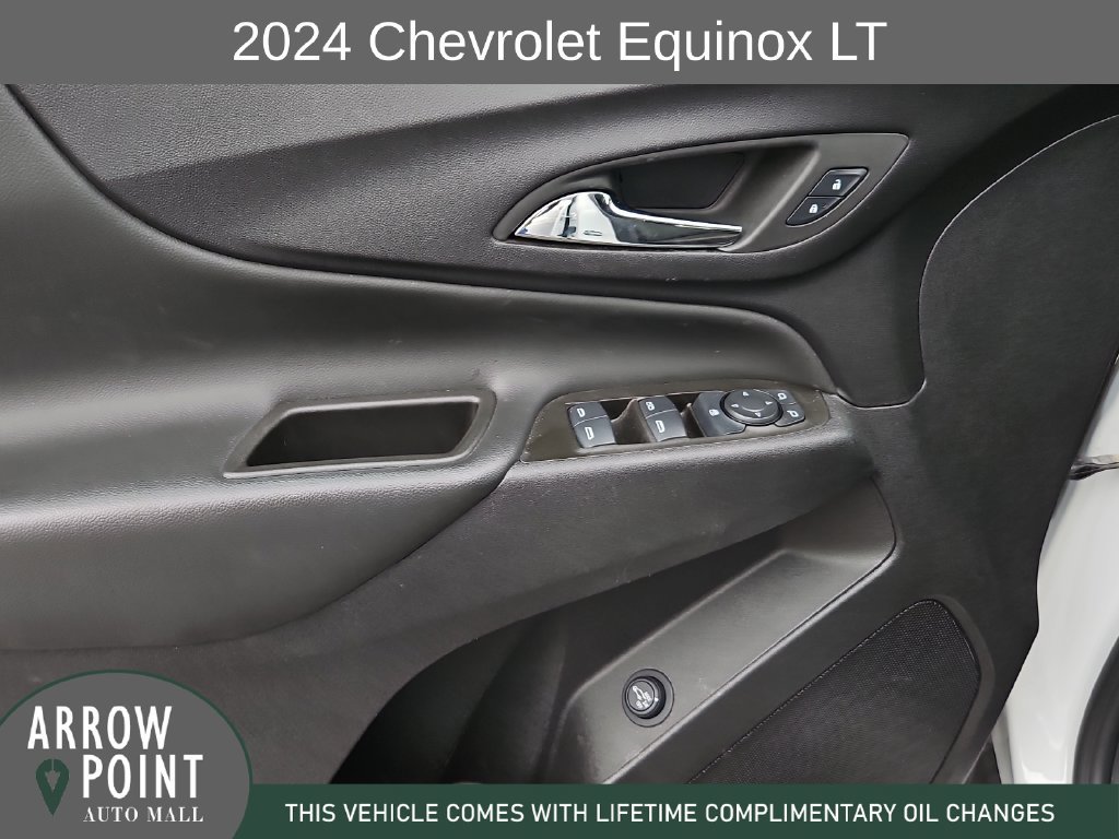 Used 2024 Chevrolet Equinox LT FWD image 21