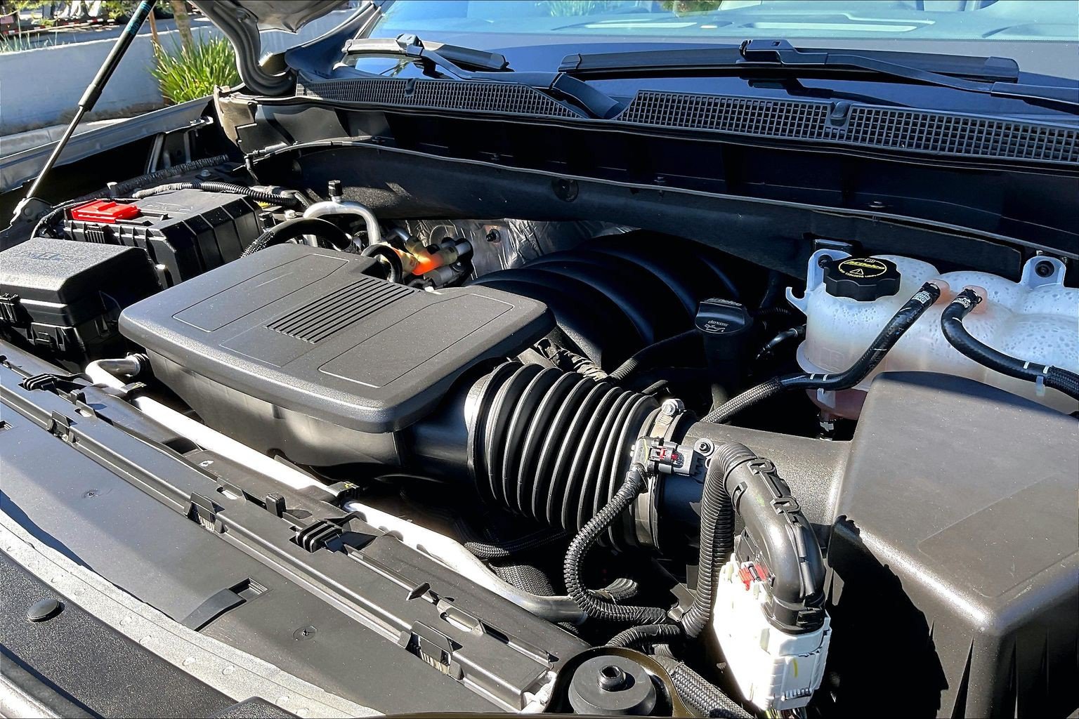 Used 2024 Chevrolet Tahoe LT RWD image 30