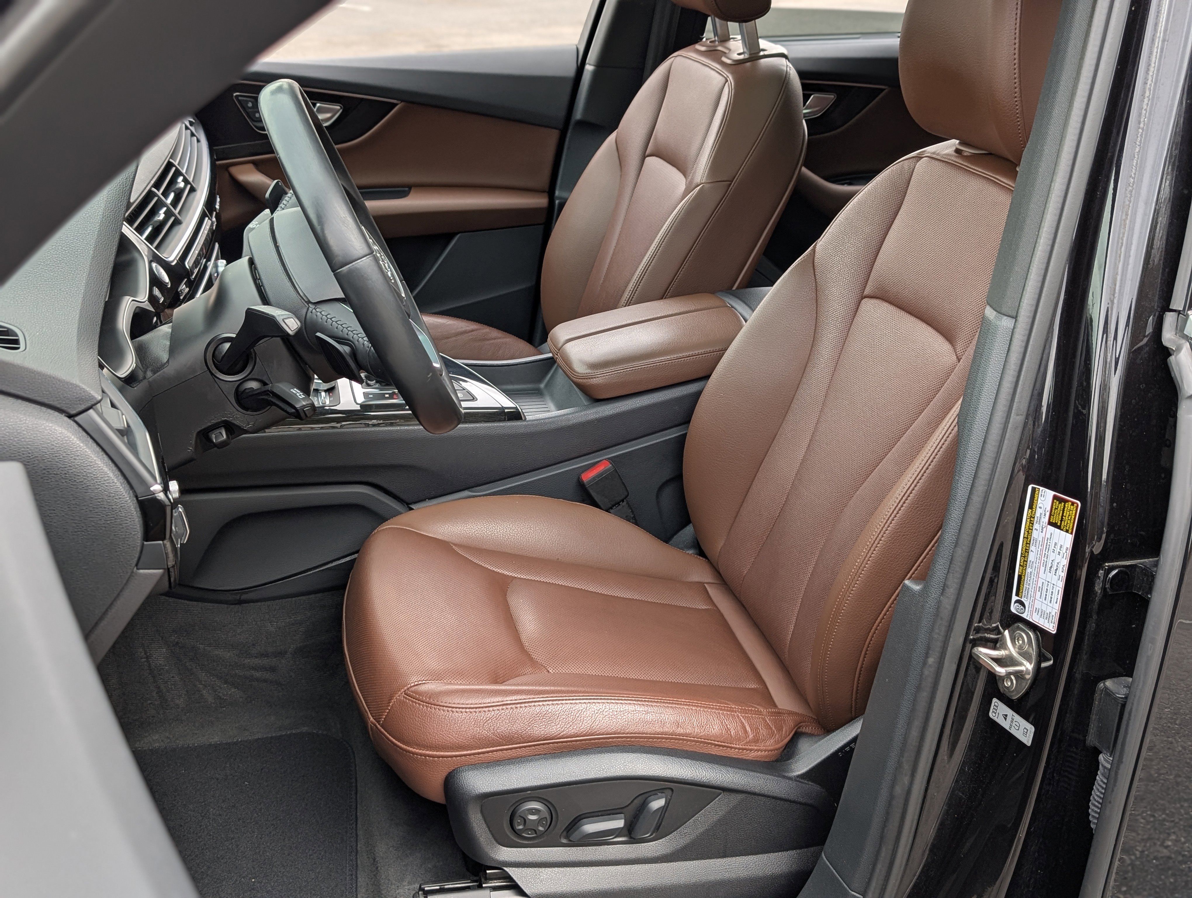 Used 2018 Audi Q7 3.0T Prestige w/ Prestige Package image 18