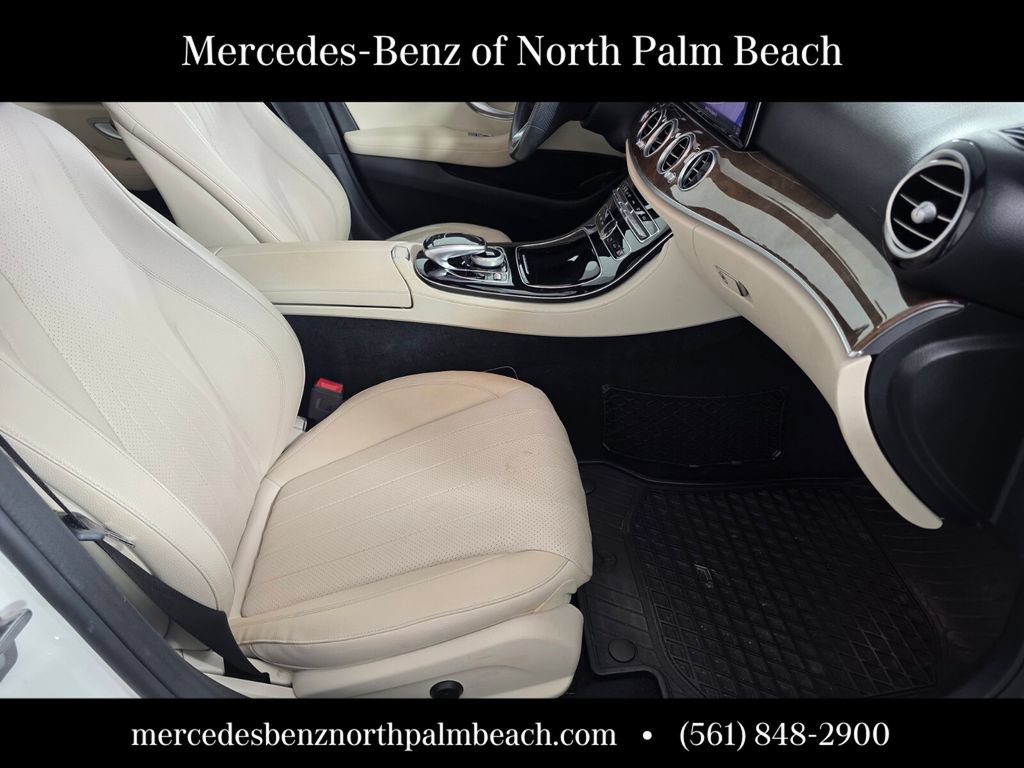 Used 2018 Mercedes-Benz E 400 4MATIC Sedan image 30