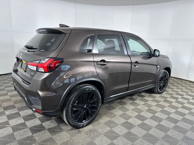 Used 2024 Mitsubishi Outlander Sport LE image 3