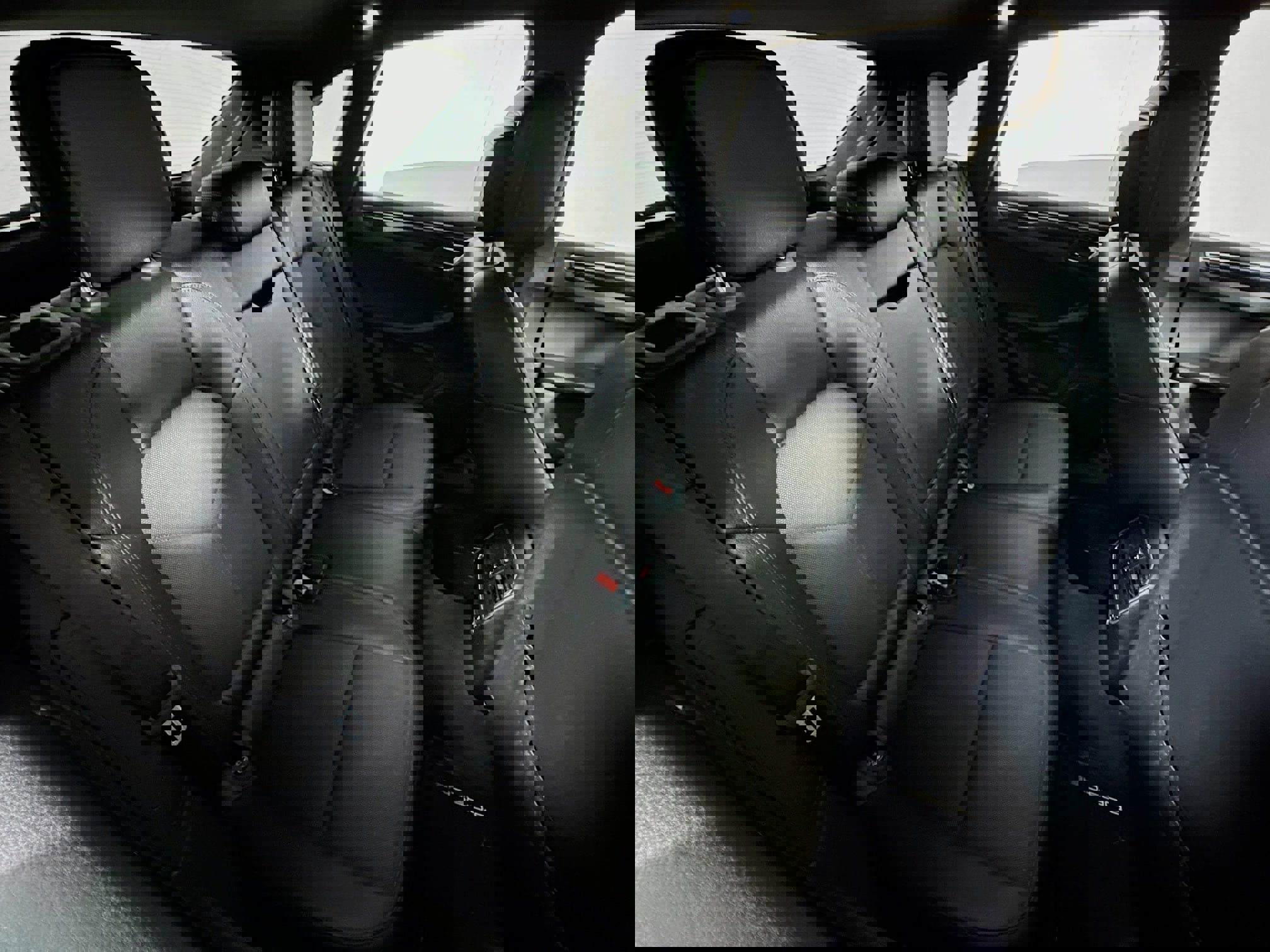 Used 2024 Porsche Macan image 28