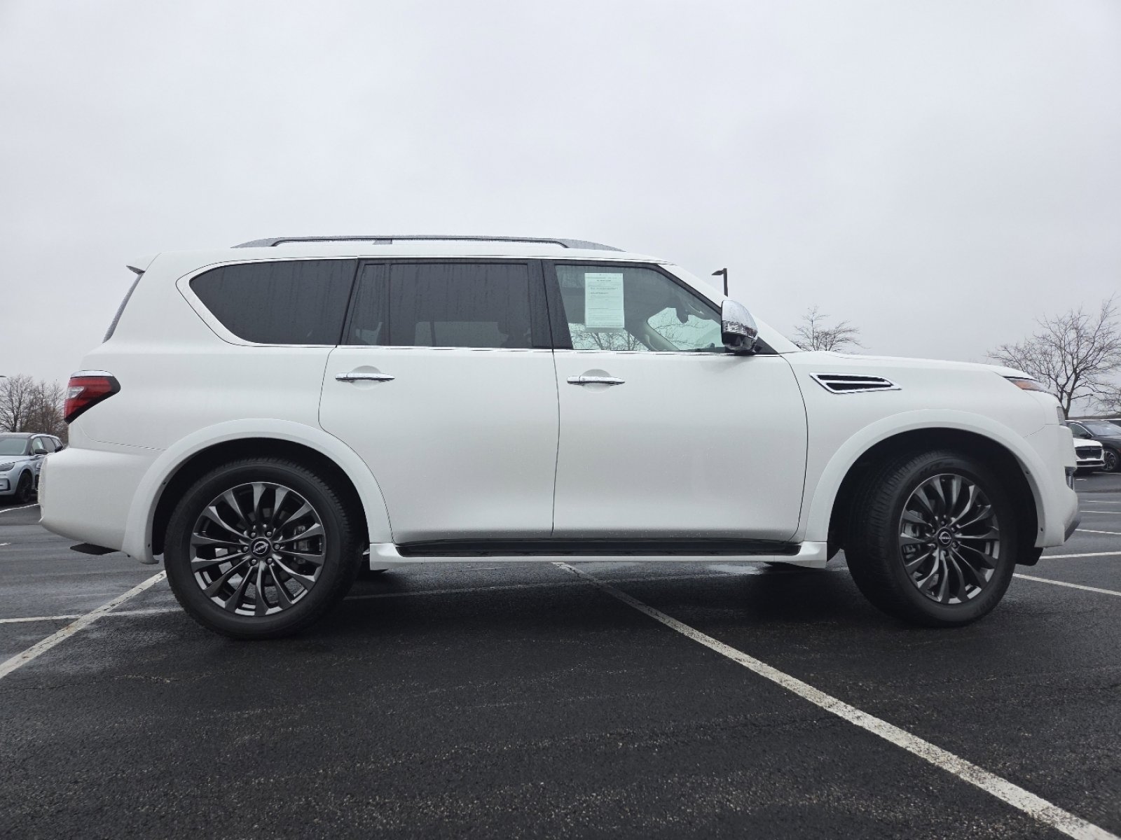 Used 2023 Nissan Armada Platinum image 21