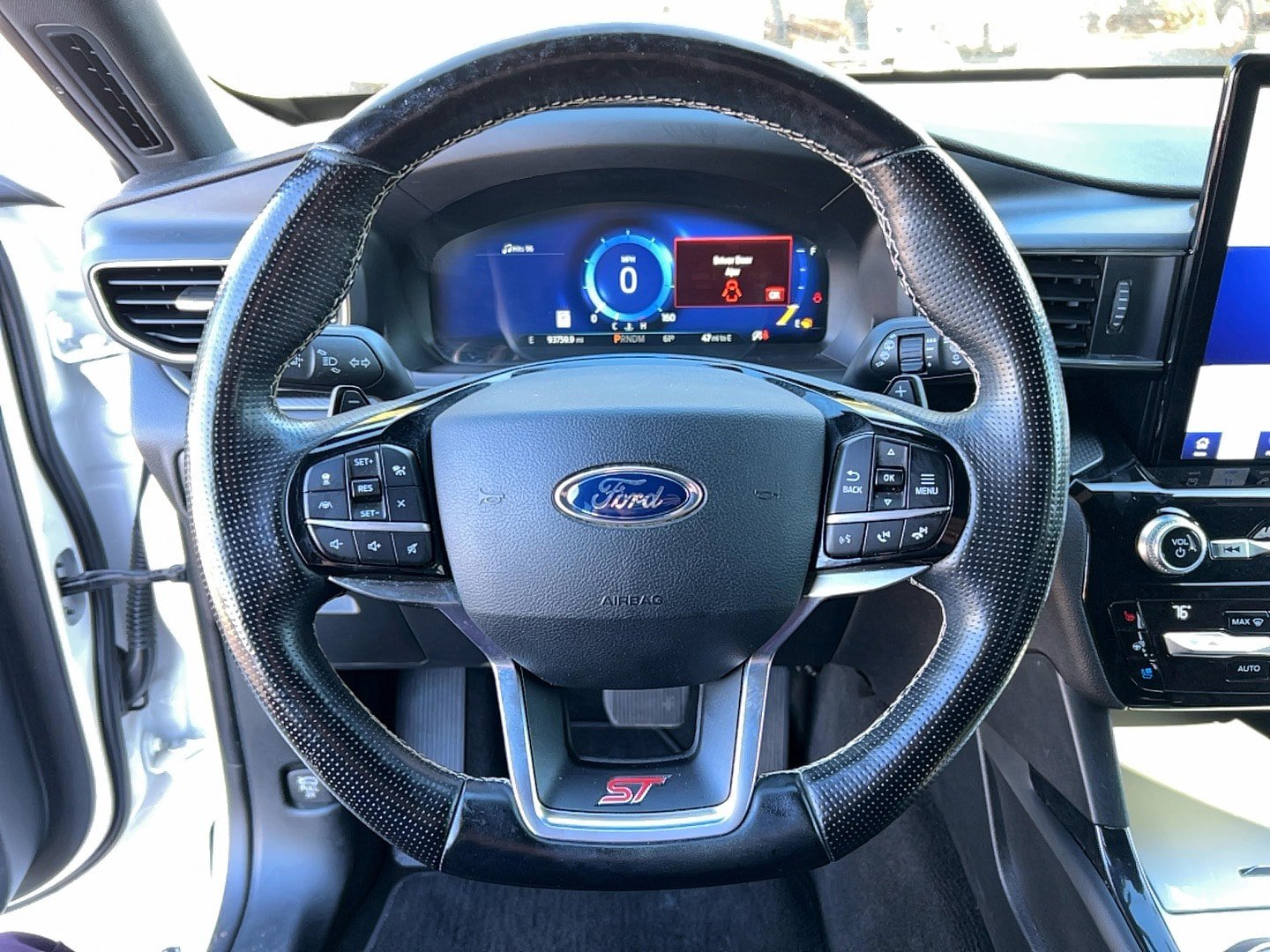 Used 2021 Ford Explorer ST w/ Equipment Group 401A AWD/4WD image 16