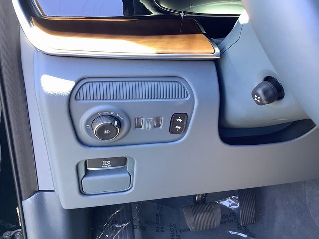 Used 2024 Jeep Grand Wagoneer Series III w/ Flexible Seating Group image 15