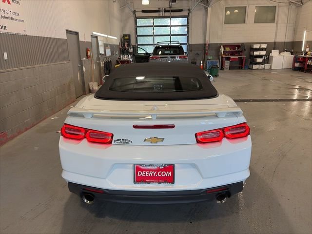 Used 2019 Chevrolet Camaro LT RWD image 5