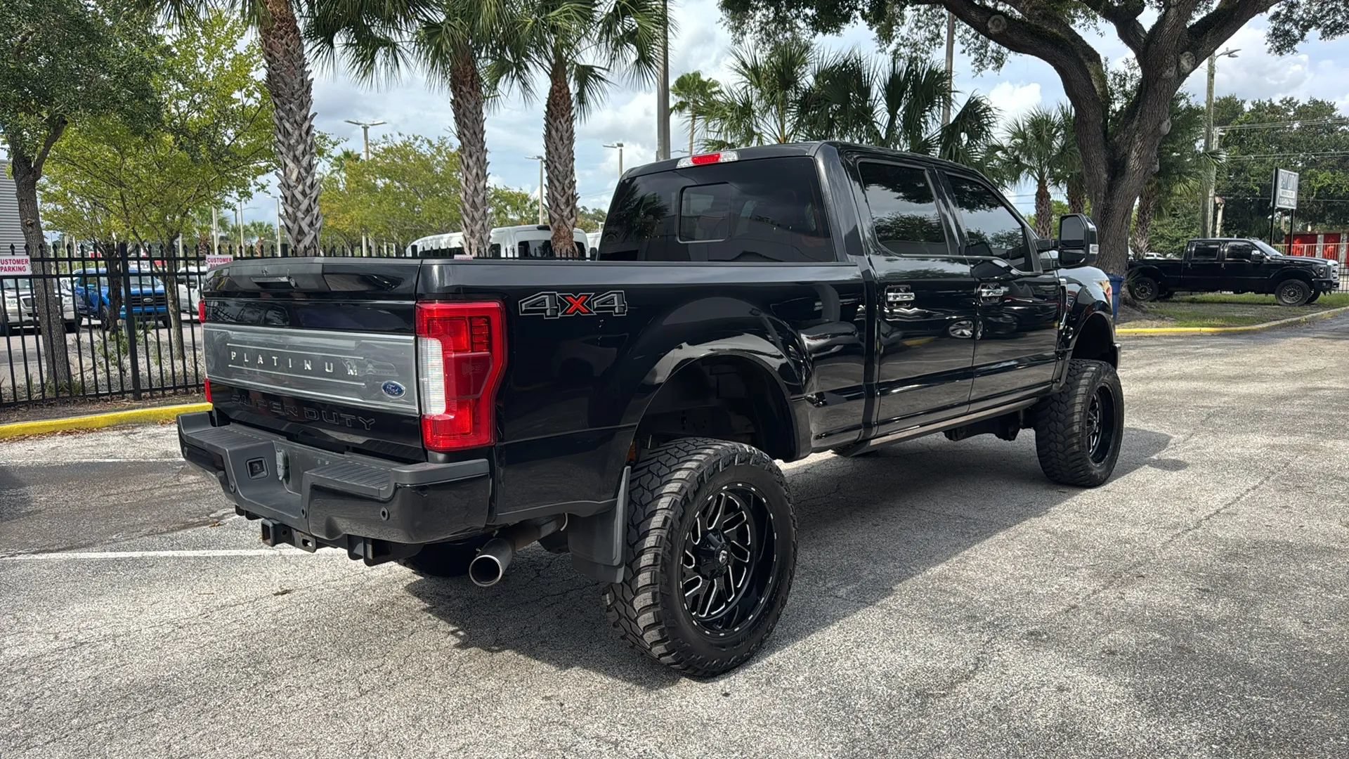 Used 2019 Ford F250 Platinum AWD/4WD image 5