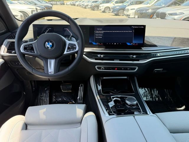 Used 2026 BMW X5 sDrive40i w/ M Sport Package RWD image 31