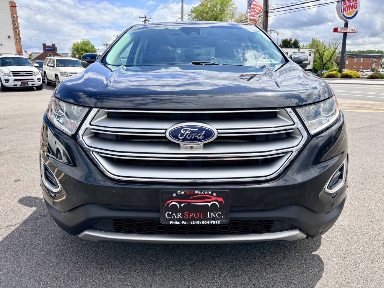 Used 2015 Ford Edge Titanium w/ Equipment Group 302A AWD/4WD image 9