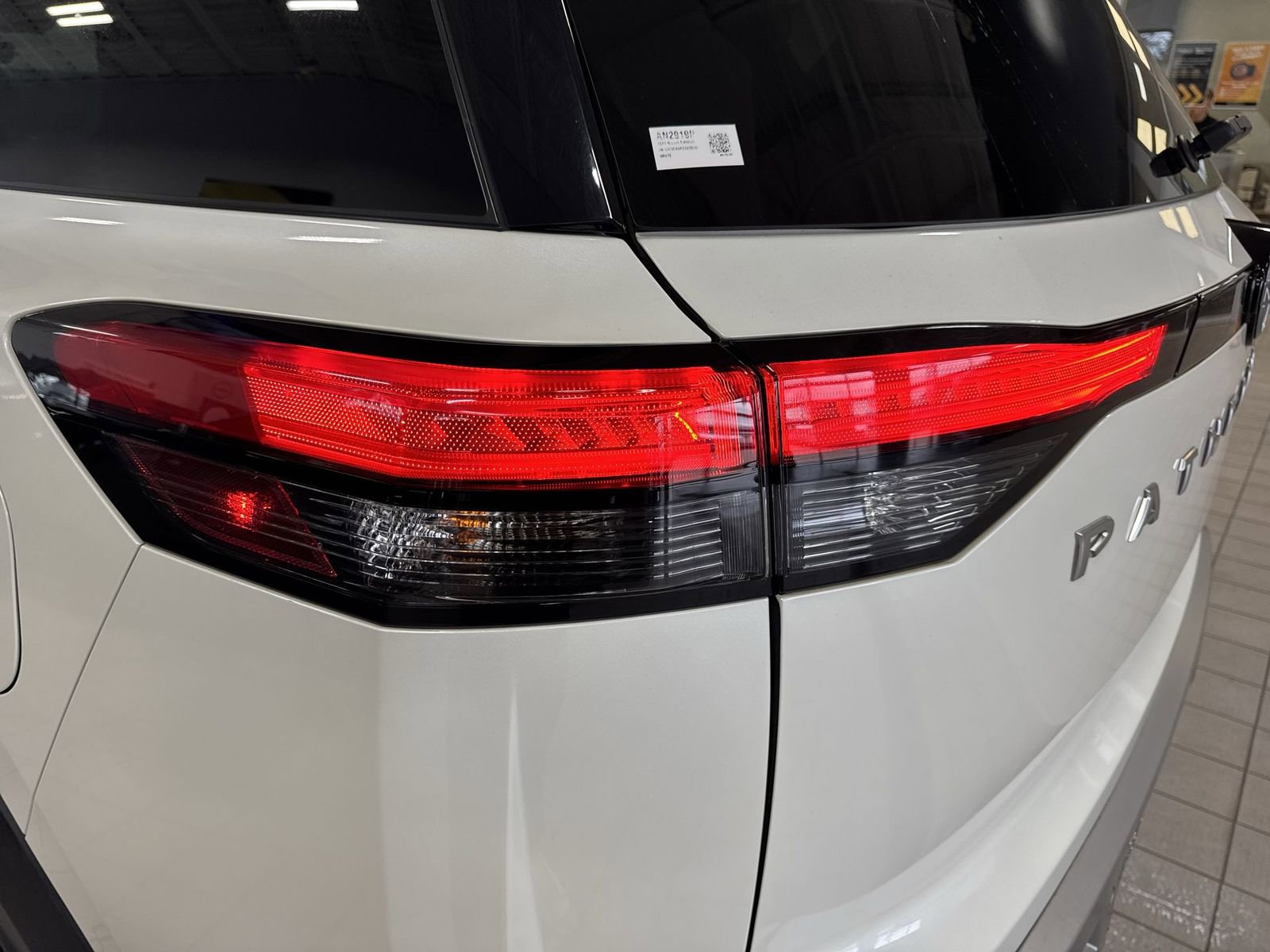 Certified 2023 Nissan Pathfinder Platinum image 40