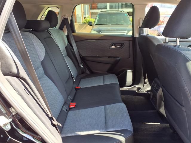 Used 2023 Nissan Rogue SV FWD image 24