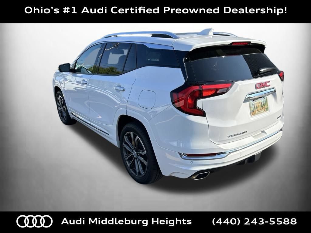 Used 2020 GMC Terrain Denali w/ Denali Premium Package AWD/4WD image 4