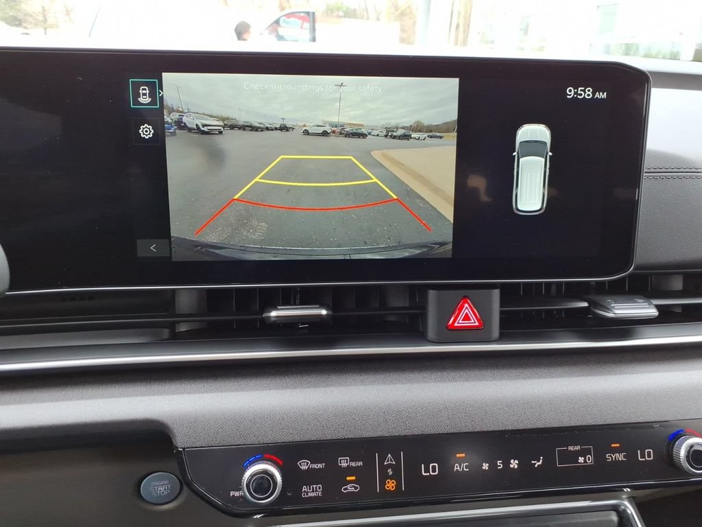 New 2026 Kia Carnival EX FWD image 19
