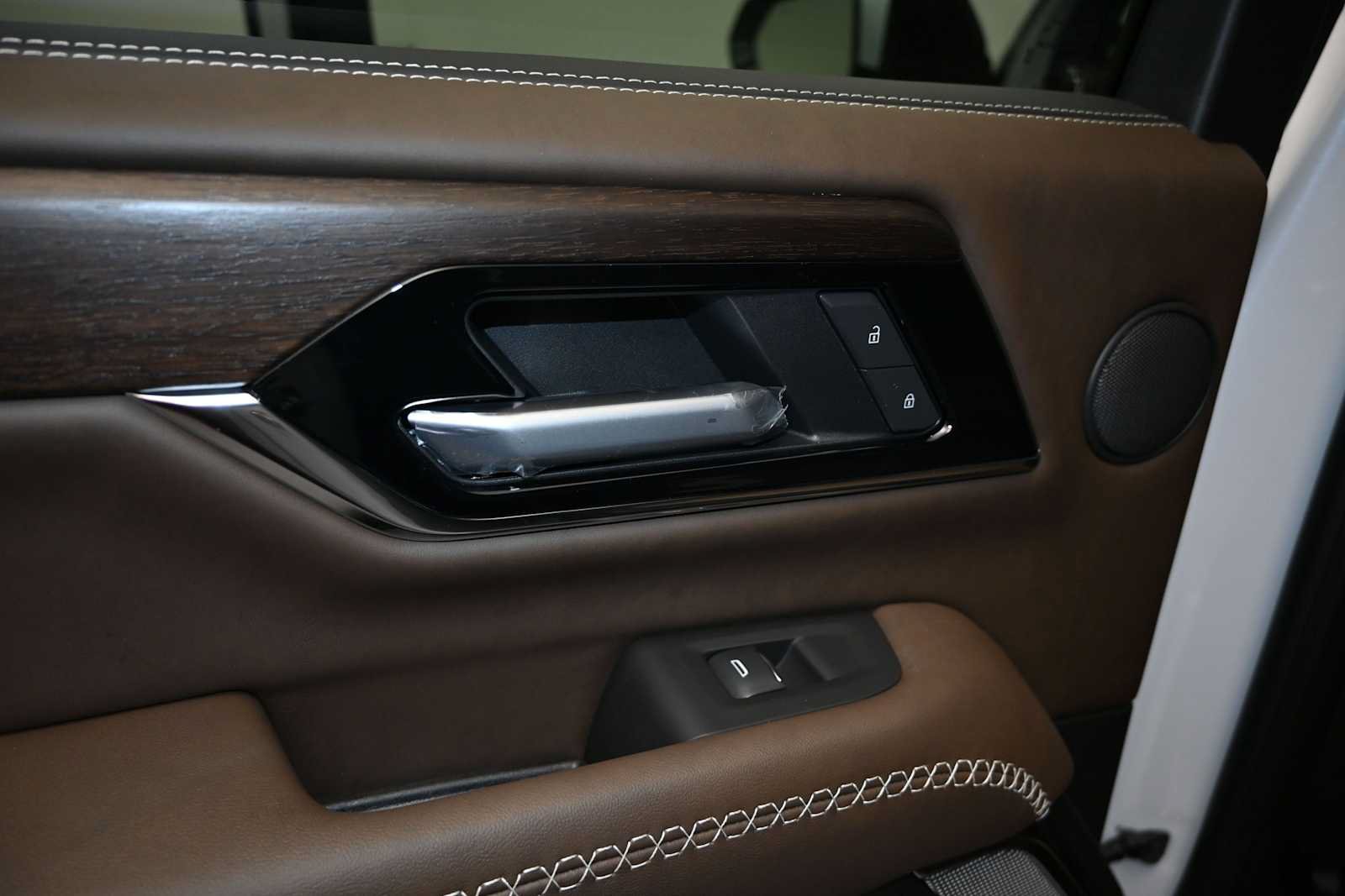New 2026 GMC Yukon XL Denali Ultimate AWD/4WD image 28
