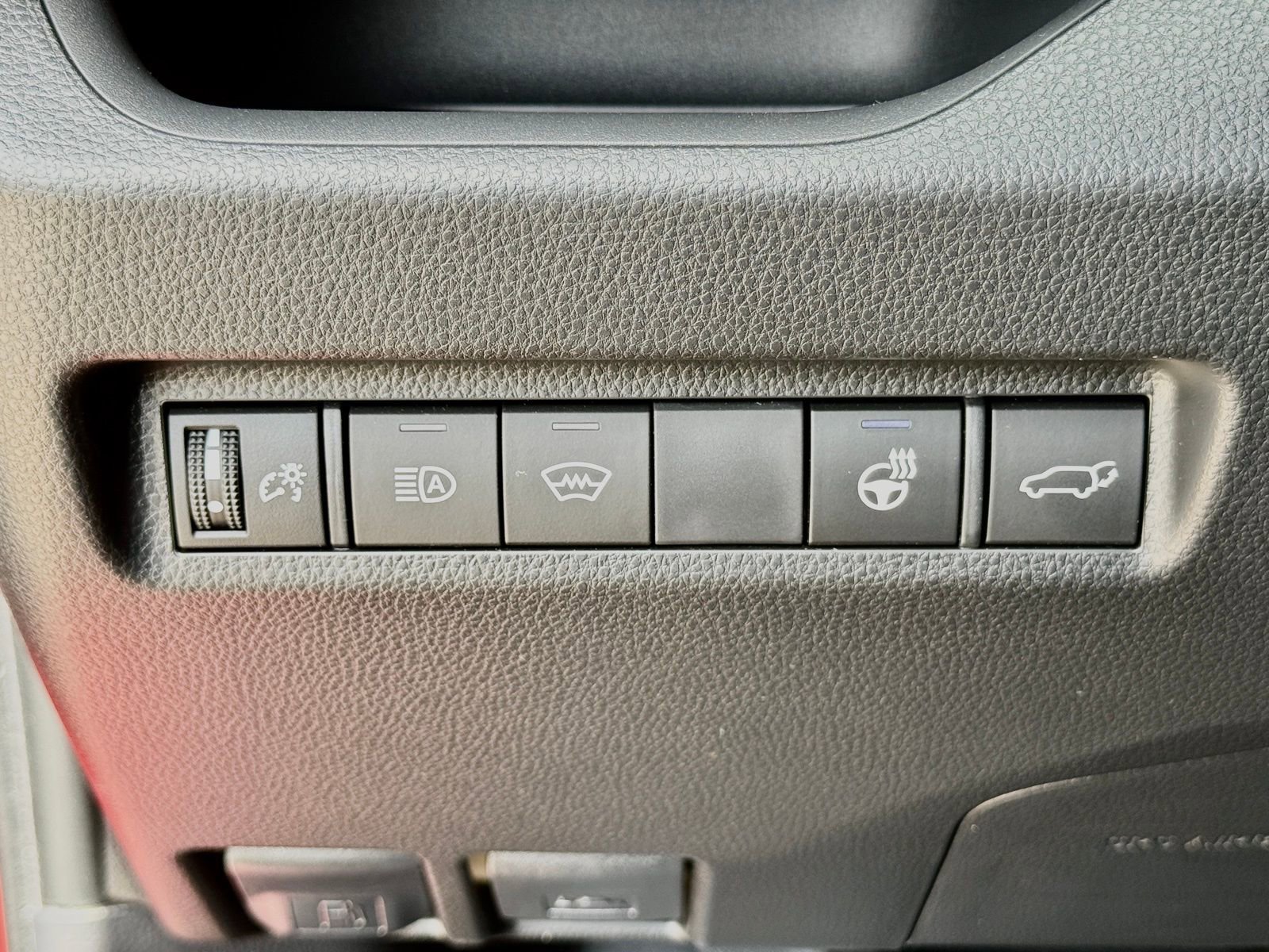 Used 2025 Toyota RAV4 XLE Premium w/ Weather Package FWD image 29