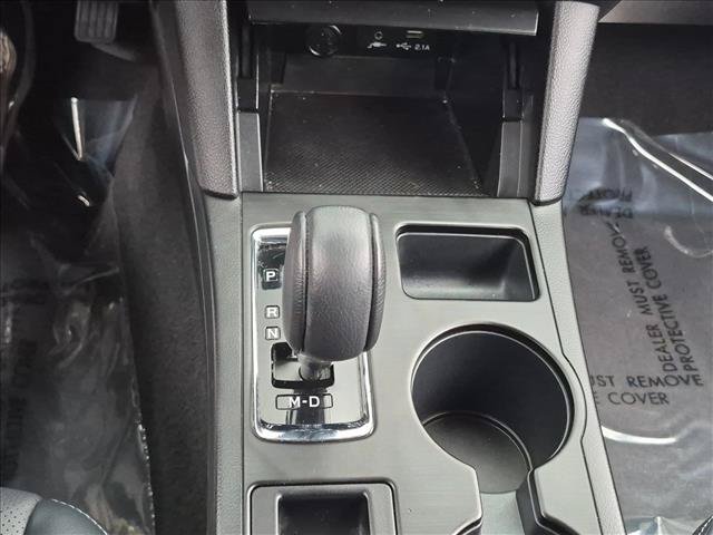 Used 2019 Subaru Outback 3.6R Limited AWD/4WD image 12