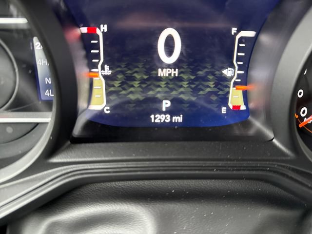 Used 2025 Jeep Wrangler Unlimited Rubicon w/ Technology Group image 20