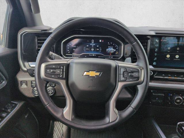 Used 2022 Chevrolet Silverado 1500 LTZ w/ LTZ Premium Package AWD/4WD image 14