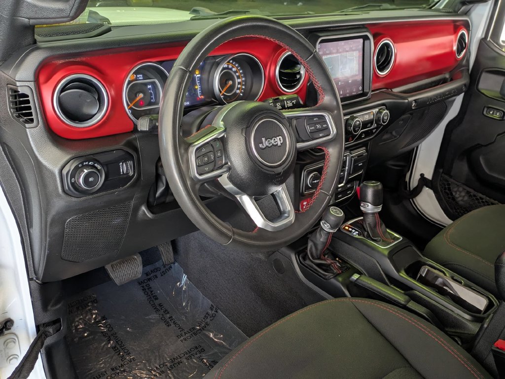 Used 2023 Jeep Wrangler Unlimited Rubicon AWD/4WD image 14