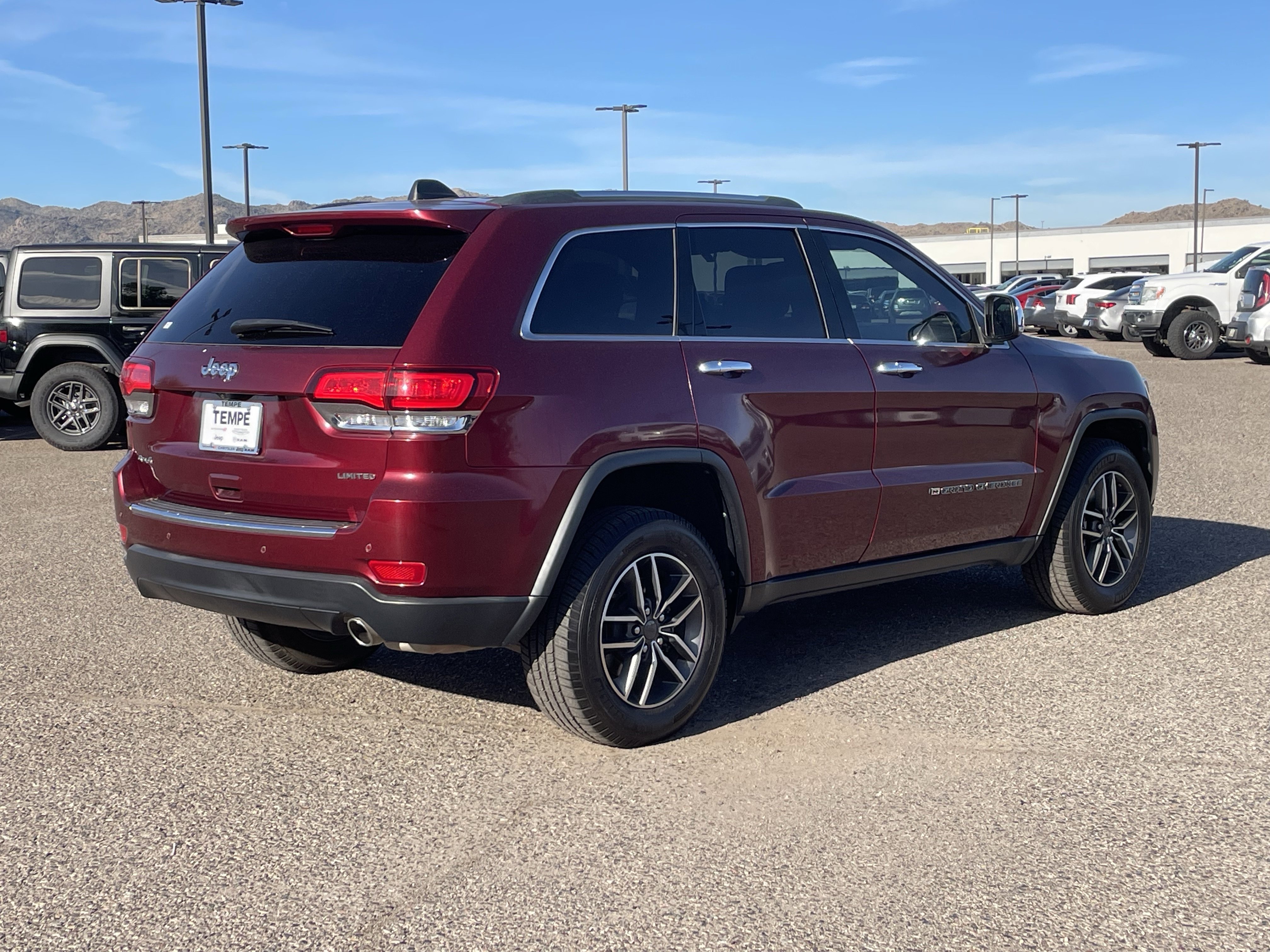 Used 2022 Jeep Grand Cherokee Limited image 5