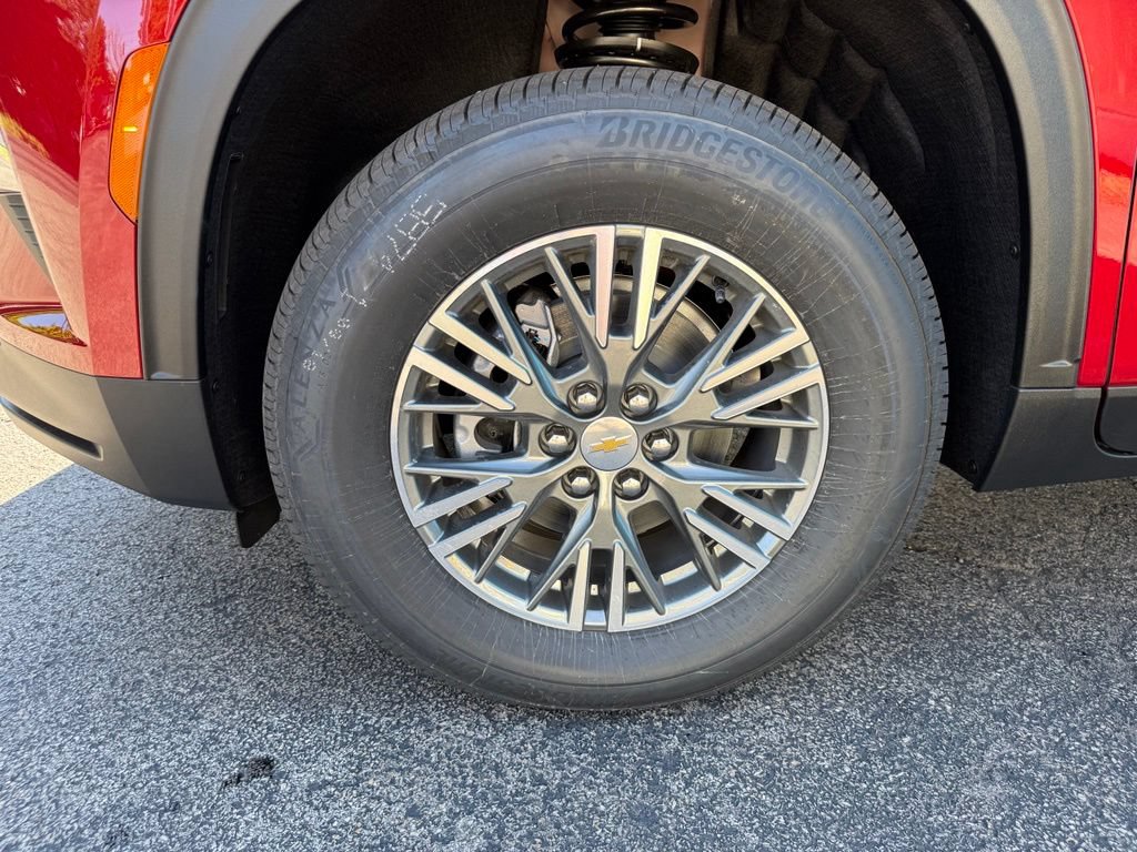 New 2027 Chevrolet Traverse LT AWD/4WD image 57