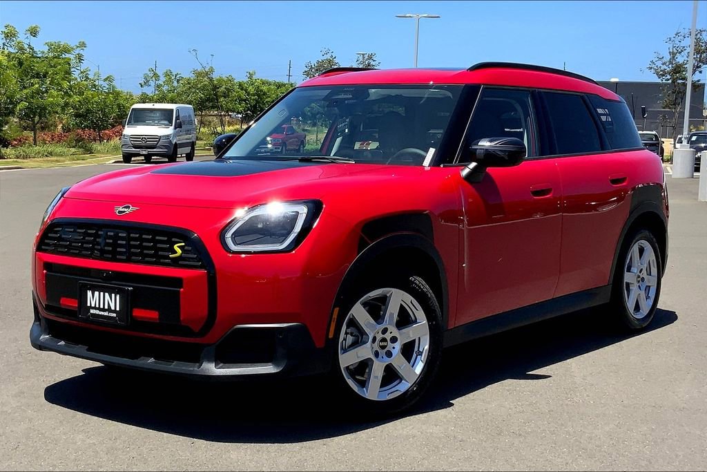New 2025 MINI Cooper Countryman SE image 2