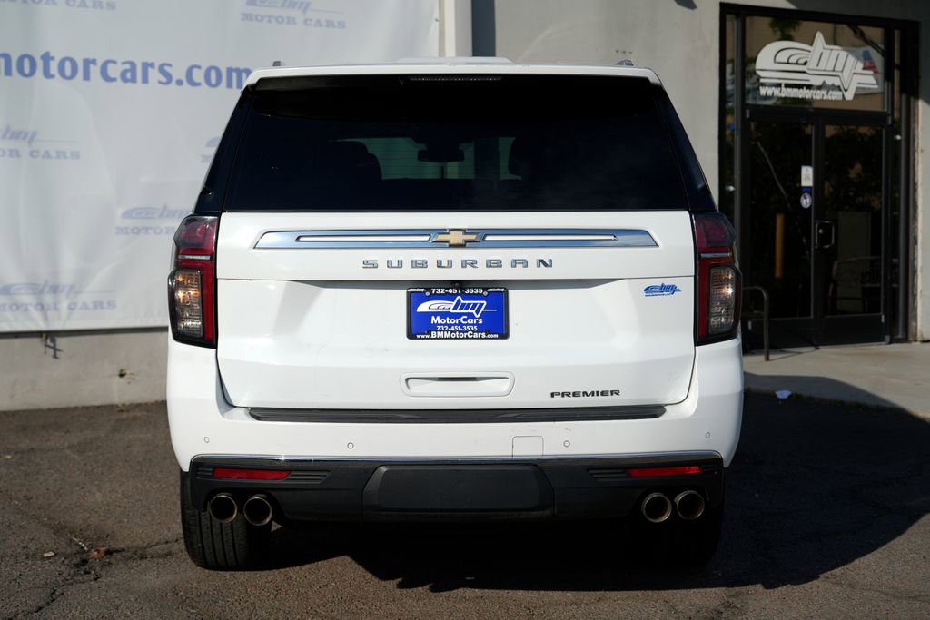 Used 2023 Chevrolet Suburban Premier RWD image 6