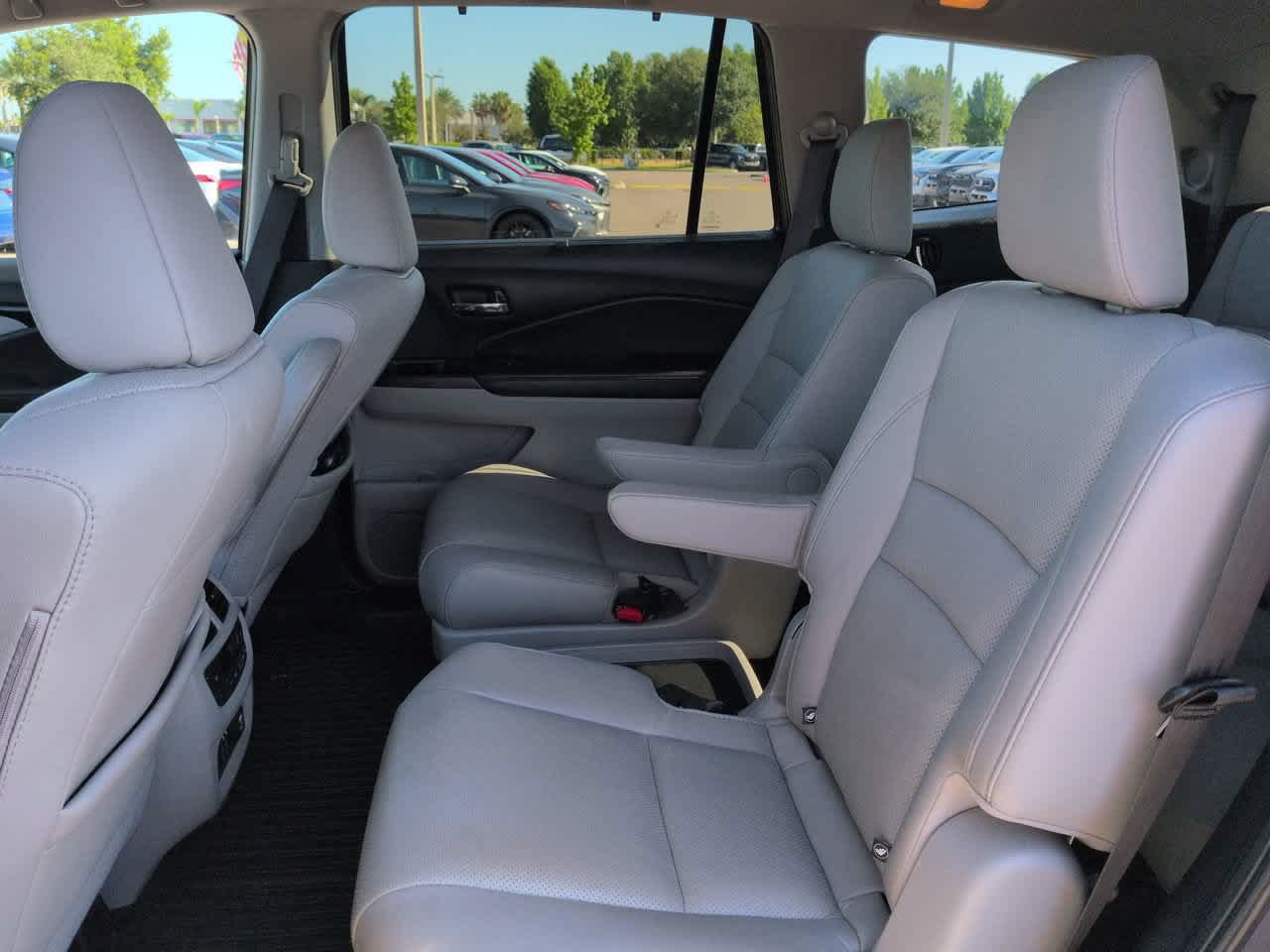 Used 2020 Honda Pilot Elite image 13