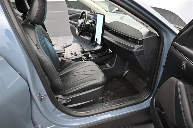 Used 2024 Ford Mustang Mach-E Select RWD image 15
