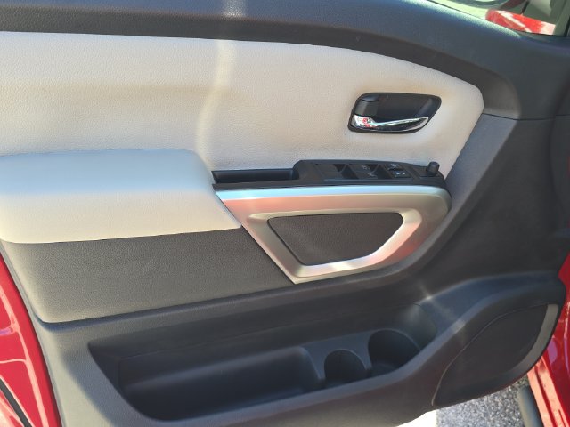 Certified 2023 Nissan Titan SV w/ SV Convenience Package RWD image 17