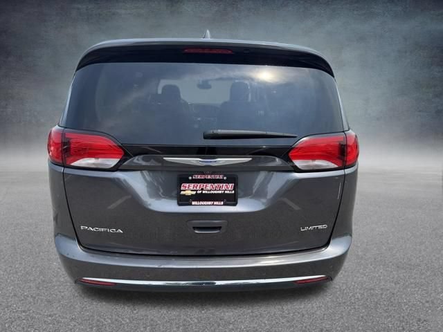 Used 2019 Chrysler Pacifica Limited FWD image 8