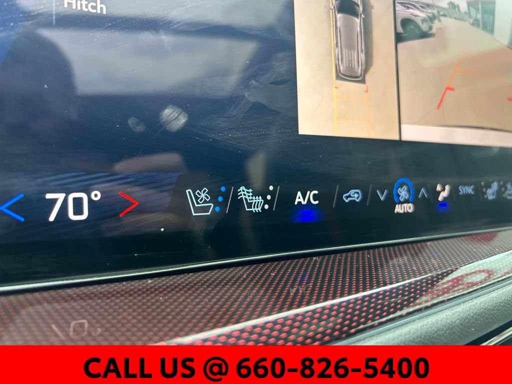Used 2024 Chevrolet Traverse RS AWD/4WD image 26