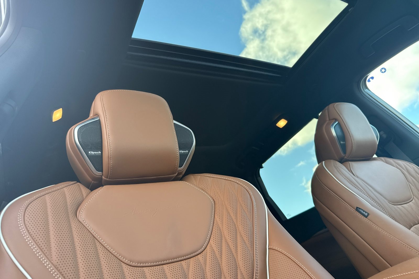 New 2026 INFINITI QX60 Autograph w/ Dark Cargo Package image 17