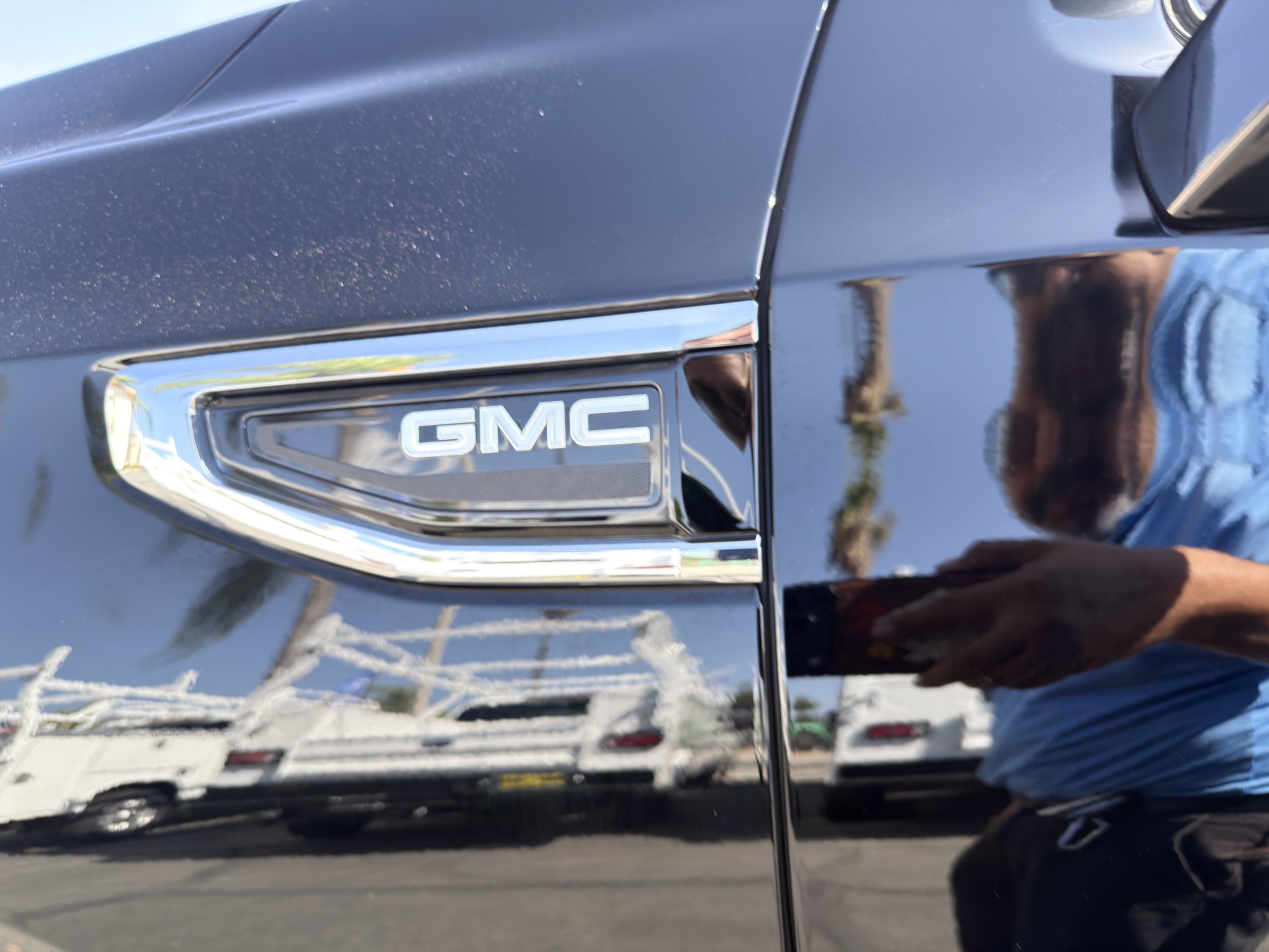 Used 2023 GMC Yukon SLT w/ SLT Luxury Package AWD/4WD image 43