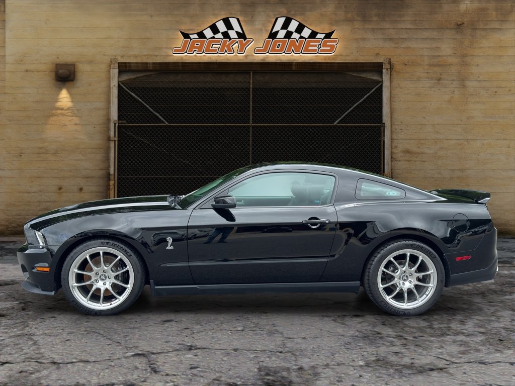 Used 2012 Ford Mustang Shelby GT500 w/ SVT Performance Pkg RWD image 2