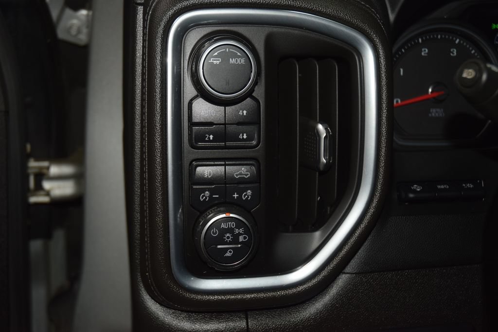 Used 2022 Chevrolet Silverado 3500 High Country w/ LPO, Hitch Package AWD/4WD image 38