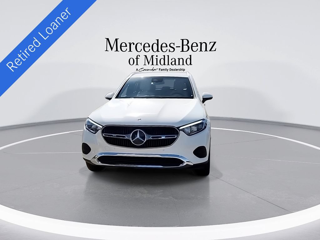 New 2025 Mercedes-Benz GLC 300 4MATIC image 3