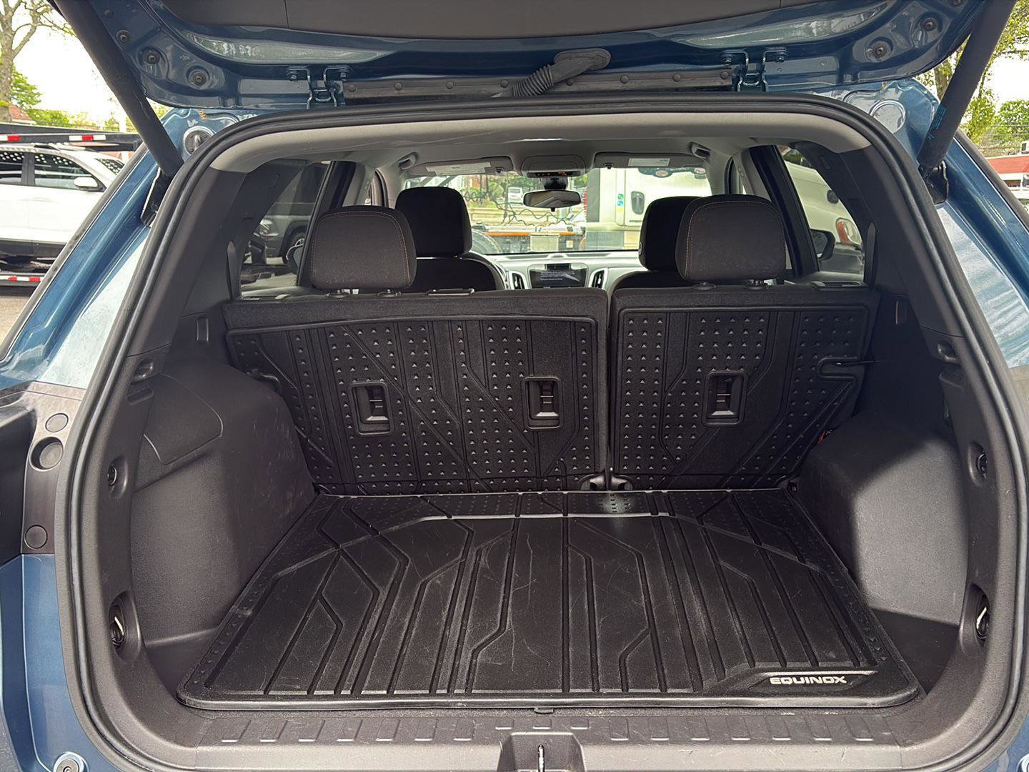 Used 2024 Chevrolet Equinox LT AWD/4WD image 7