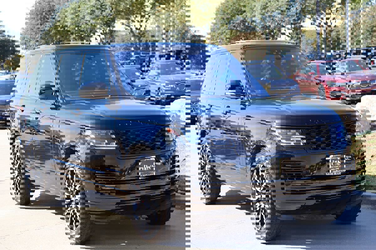 Used 2018 Land Rover Range Rover HSE image 2