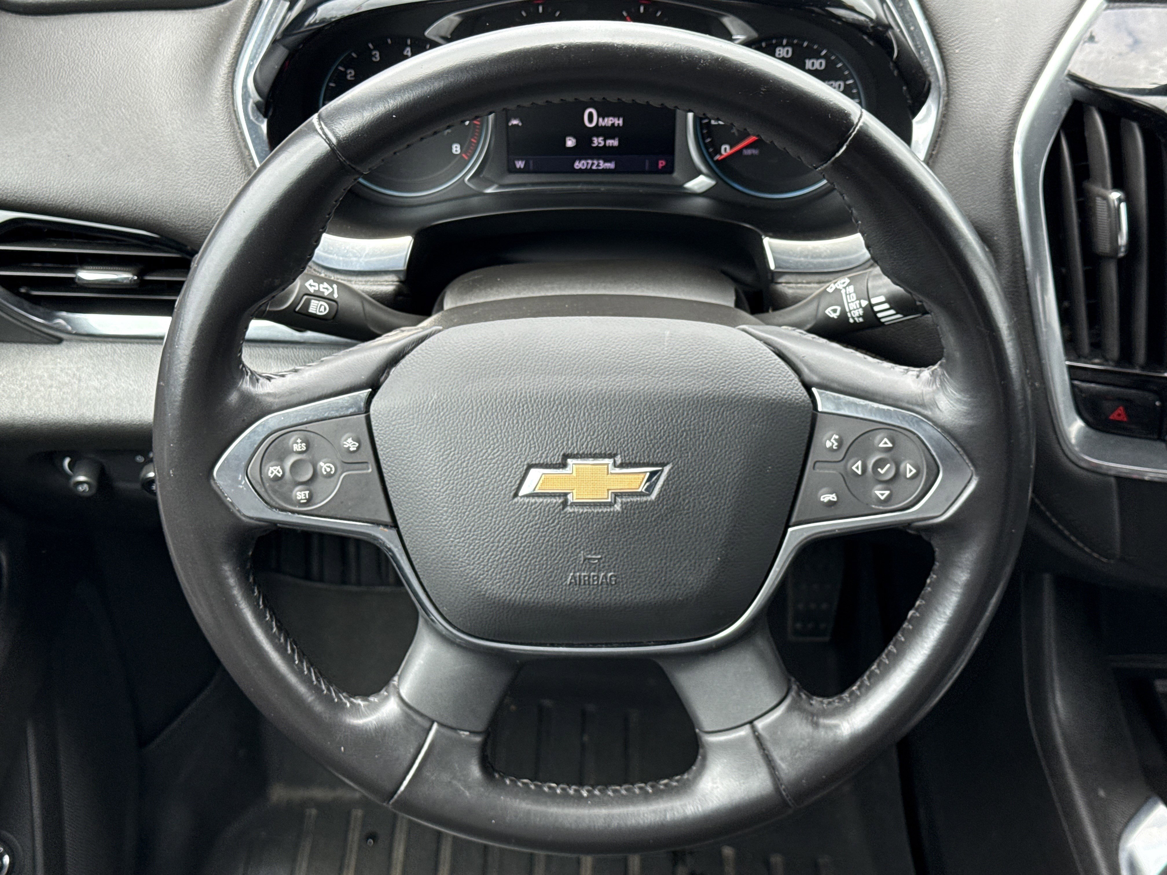 Used 2022 Chevrolet Traverse LT FWD image 18