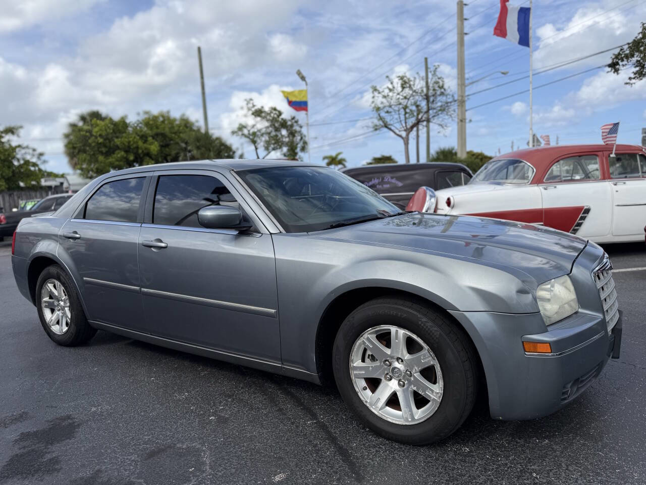 Used 2006 Chrysler 300 Touring RWD image 7