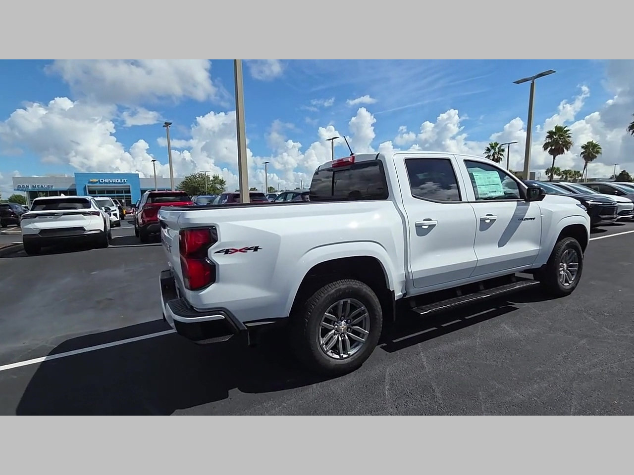 New 2026 Chevrolet Colorado LT w/ LT Convenience Package AWD/4WD image 18