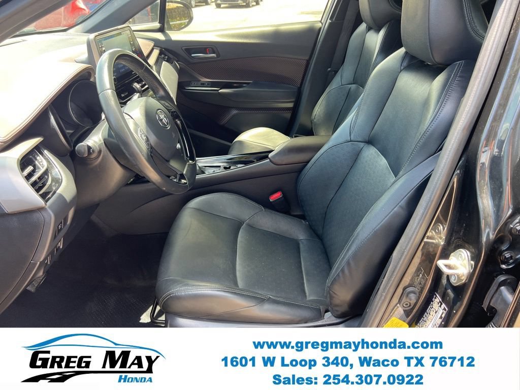 Used 2019 Toyota C-HR Limited FWD image 21