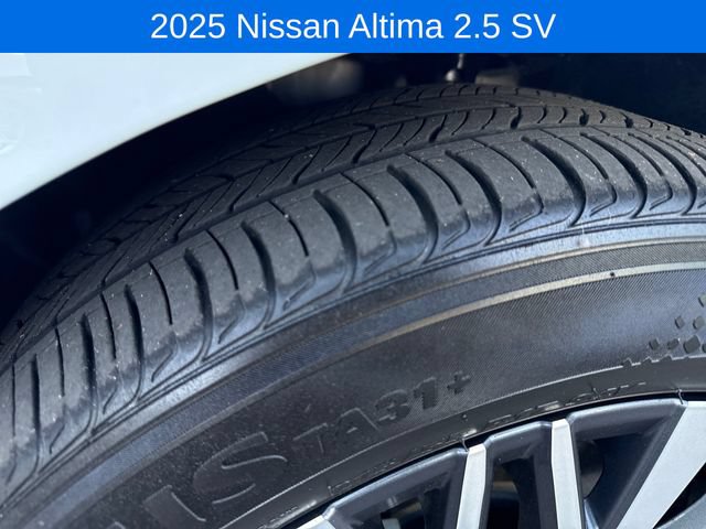 Used 2025 Nissan Altima 2.5 SV FWD image 26