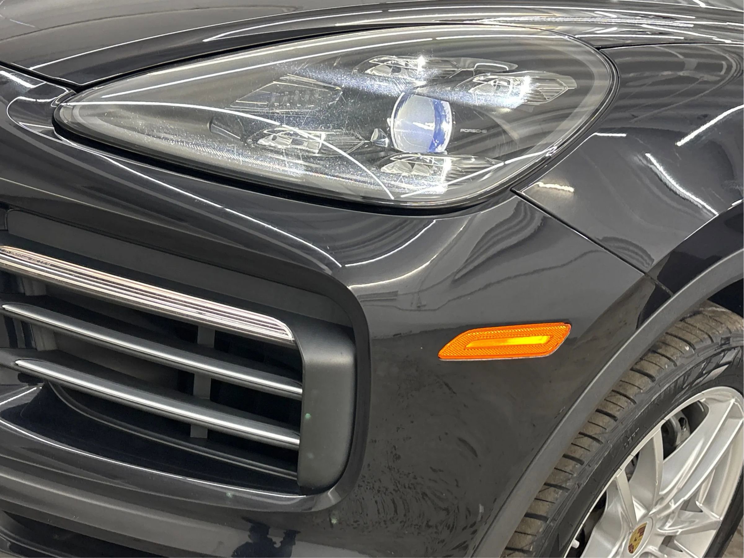 Used 2019 Porsche Cayenne S image 34