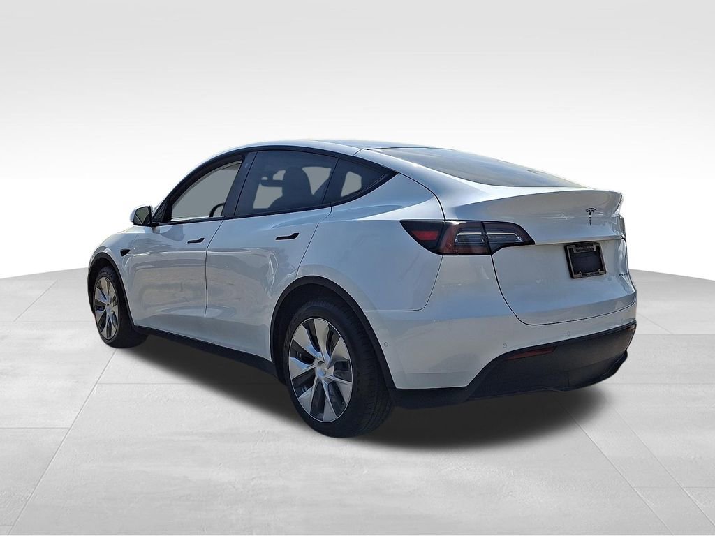 Used 2020 Tesla Model Y Long Range image 4