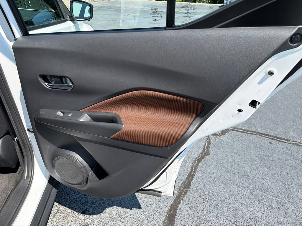 Used 2022 Nissan Kicks SR FWD image 21