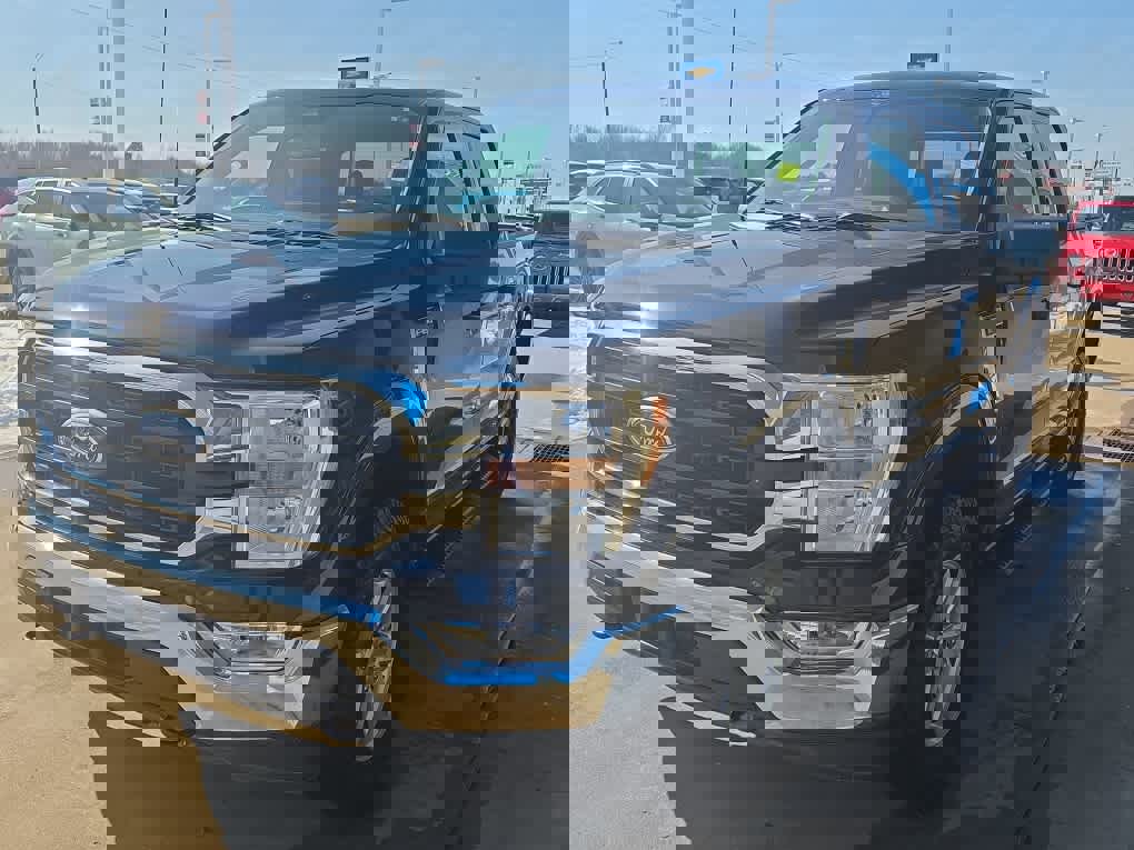 Used 2022 Ford F150 XLT w/ Equipment Group 301A Mid image 4