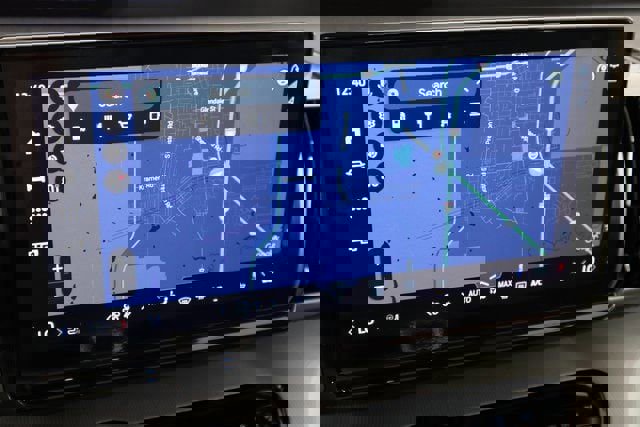 New 2025 Ford Expedition Active image 31