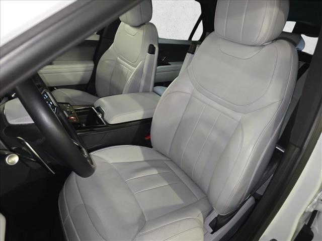 Used 2023 Land Rover Range Rover Sport SE AWD/4WD image 15